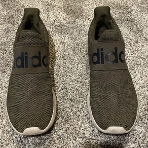 GREEN ADIDAS TENNIS SHOES